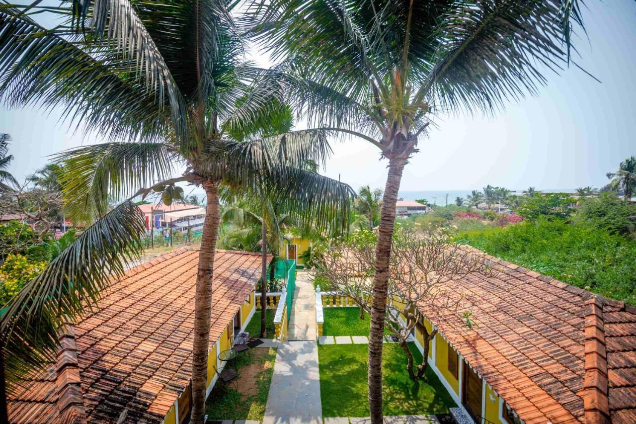 Fiesta Beach Resort Baga Exterior photo
